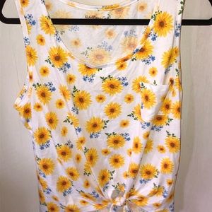 Rebellious one  sunflower graphic tank size XL  Tags on